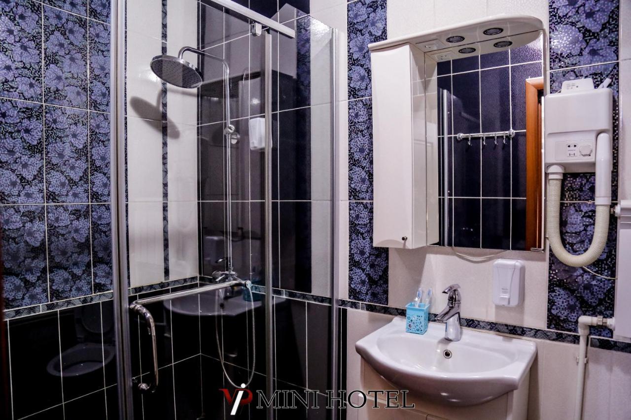 Vip Mini Hotel Semey Eksteriør billede