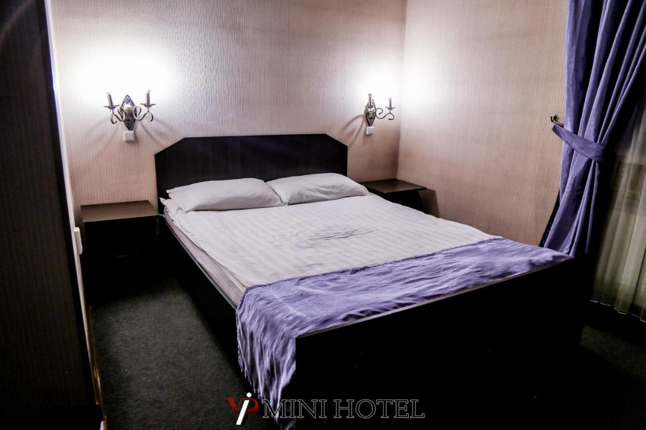 Vip Mini Hotel Semey Eksteriør billede