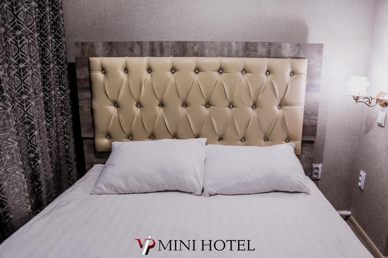 Vip Mini Hotel Semey Eksteriør billede