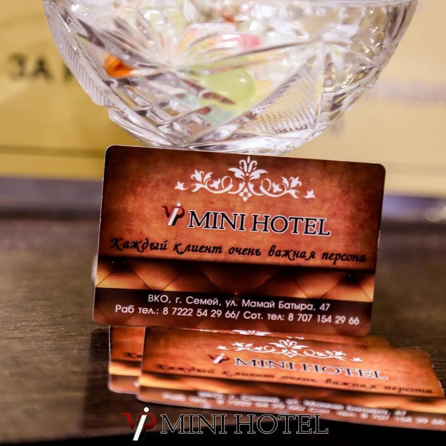 Vip Mini Hotel Semey Eksteriør billede